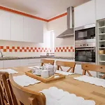بيت للعطل Casa Mendes Aveiro *