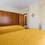 Casa Mendes Aveiro بيت للعطل
