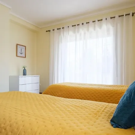 Casa Mendes Aveiro * Eixo