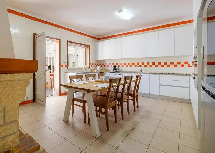 Casa Mendes Aveiro Hébergement de vacances