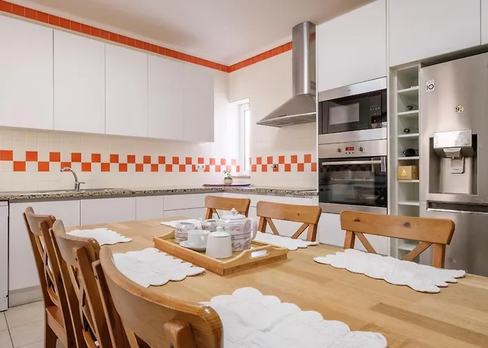 בית נופש Casa Mendes Aveiro *