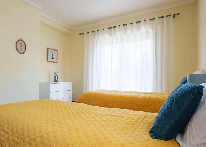 Casa Mendes Aveiro * Eixo