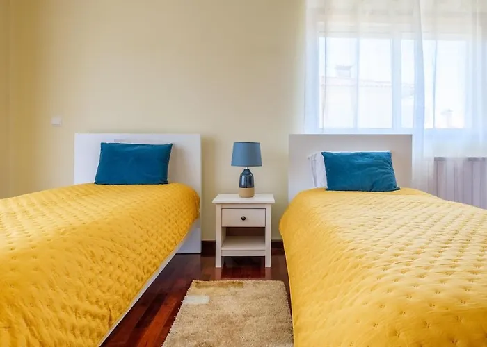 בית נופש Casa Mendes Aveiro *